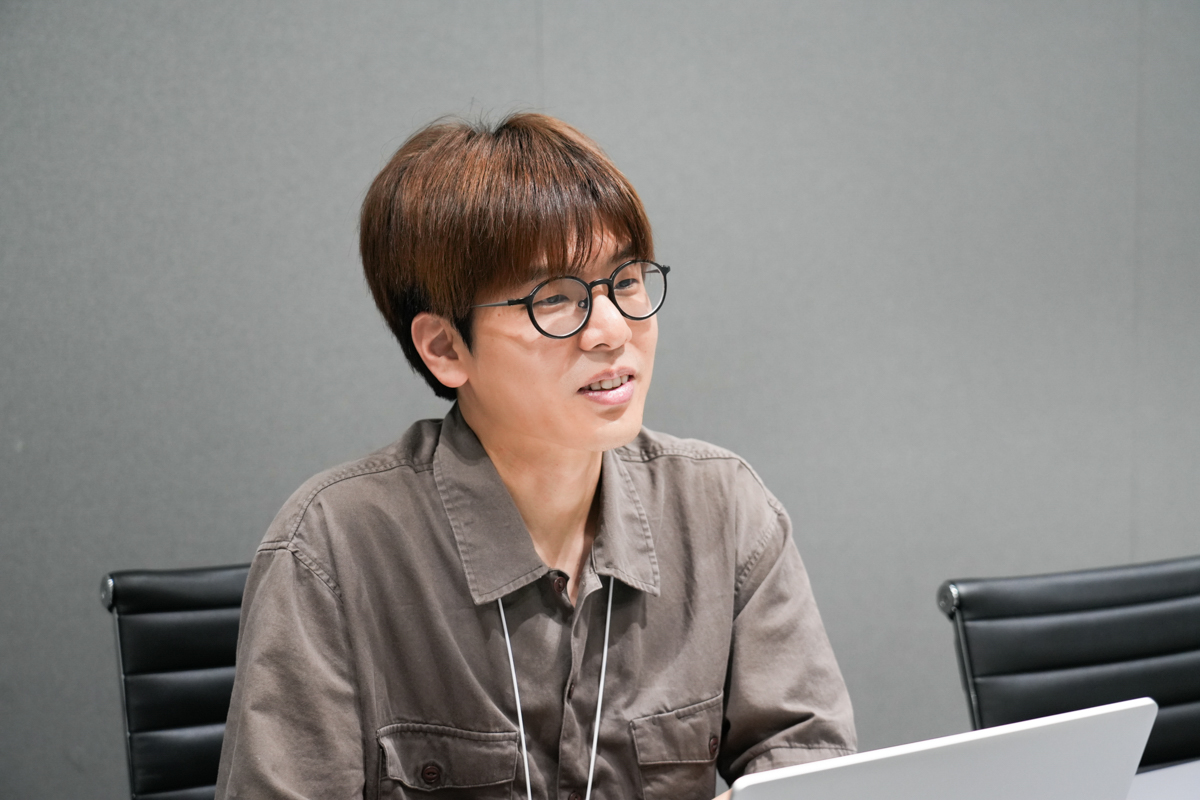 2_보정_보정_리사이징.jpg